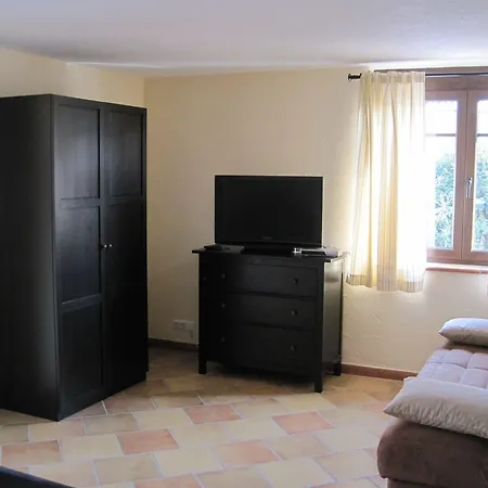 Apartment Vanii Rust