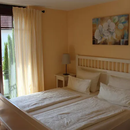 Vanii アパート ルスト